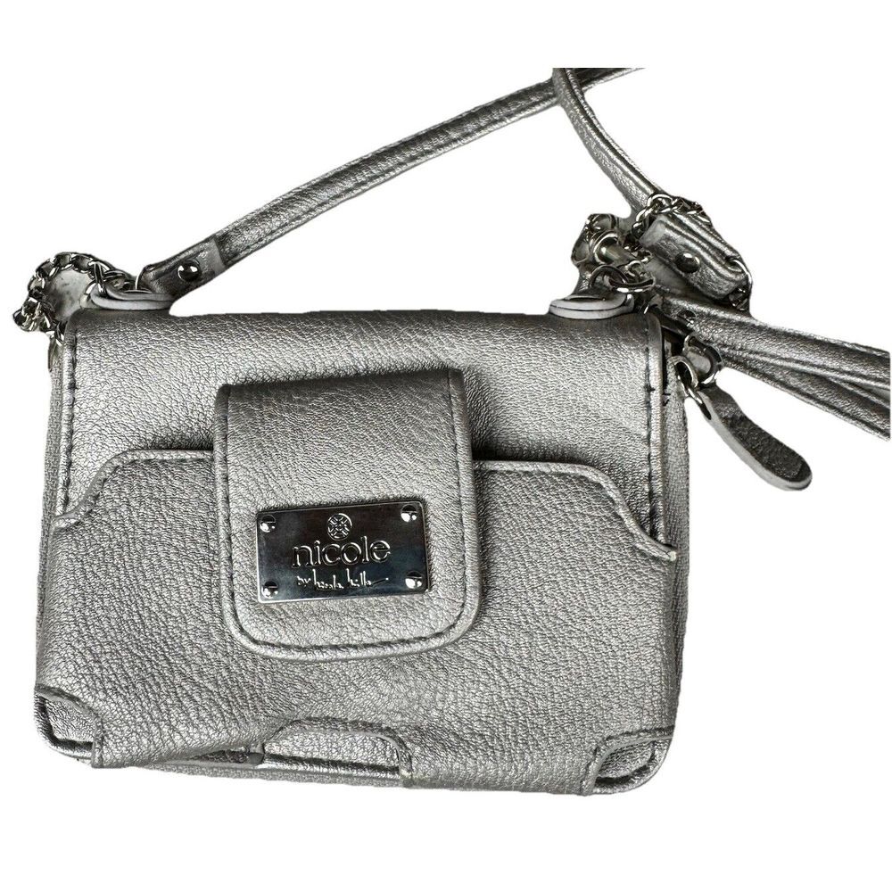 Nicole By Nicole Miller Wristlet Silver‎ Crossbody Detachable Wallet Phone Case